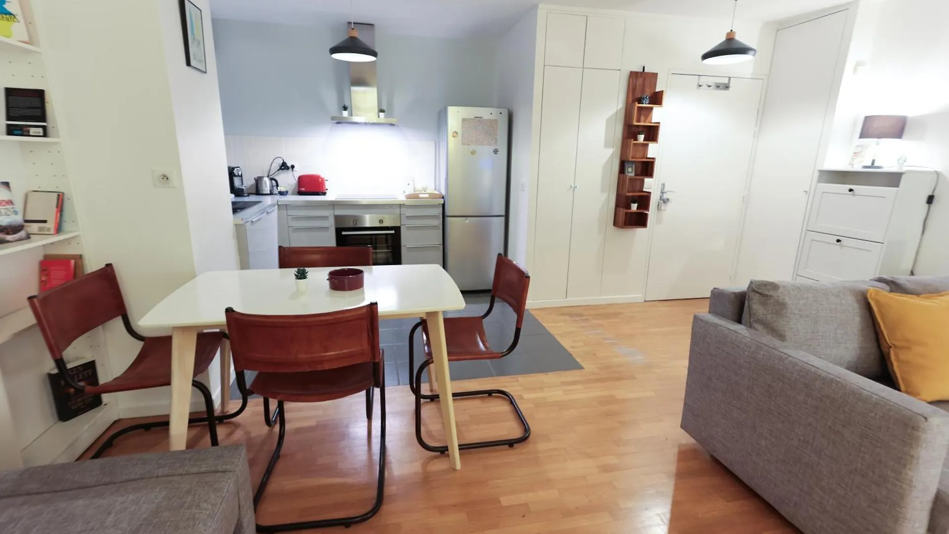 Apartment Appartement Neuf Design Quartier Atelier Des Lumieres Et Opera Bastille National De Paris France